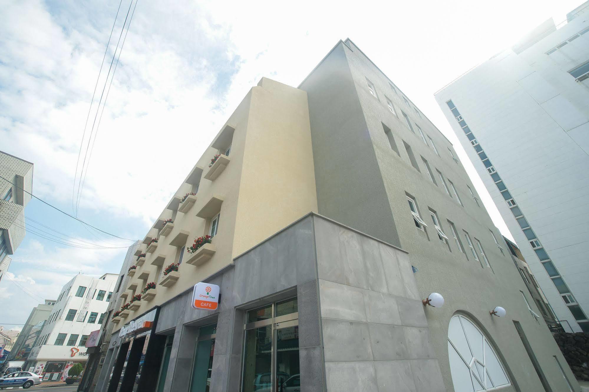 โรงแรมออเรนจ์ ทรี เมืองเชจู ภายนอก รูปภาพ